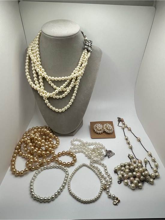Source Unknown Jewelry - Bundle of Fashion Pearl Jewelry